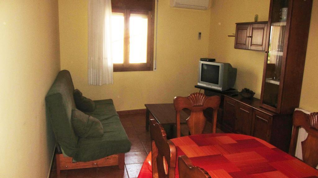 Apartaments La Fabrica Horta de Sant Joan Quarto foto