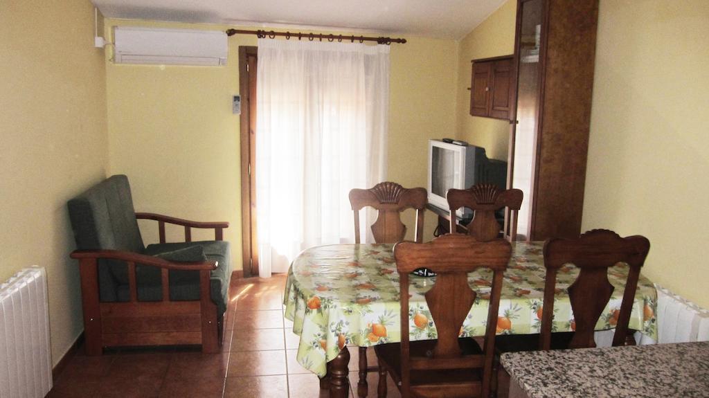 Apartaments La Fabrica Horta de Sant Joan Quarto foto